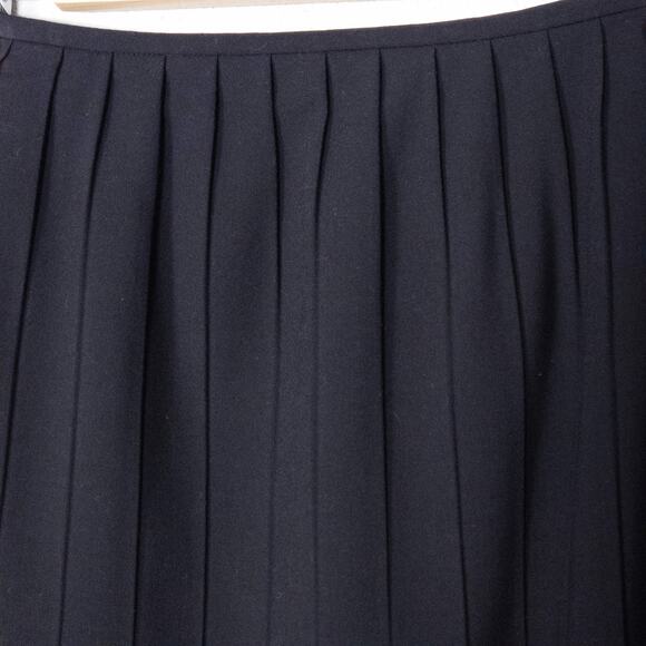 Calvin Klein Black Pleated Skirt Size 6 Tailored Workwear Office Siren - Picture 3 of 8